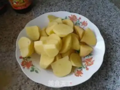 Make Red curry potatoes step 1