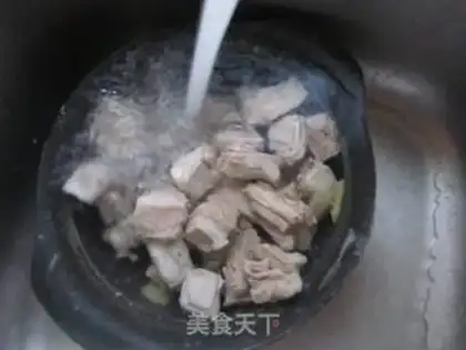 Make Lamb radish soup step 1