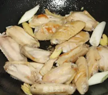 Make The chicken wings of chestnuts step 5