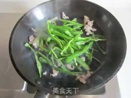 Make Pepper-dry-dry-dry-dry meat step 4