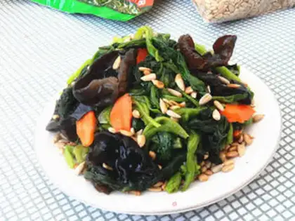 Make Spinach with black wood step 9