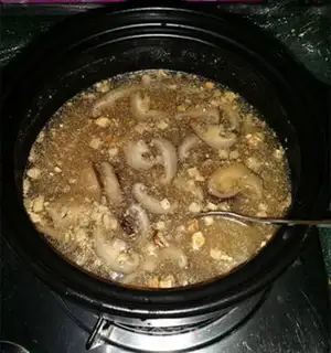 Make Black pepper acetate, chicken silk step 3