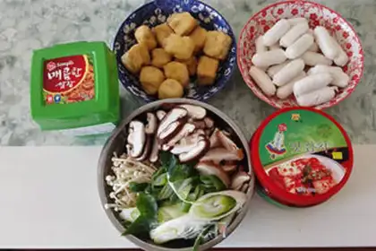 Make The Korean army fire pot step 1