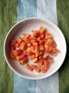 Make Cucumber yogurt step 1