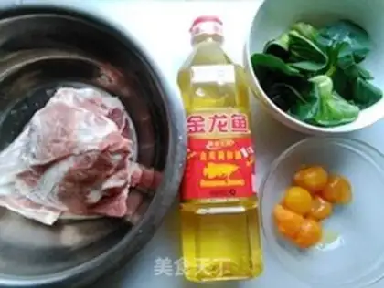 Make Salted egg yellow lion head step 0