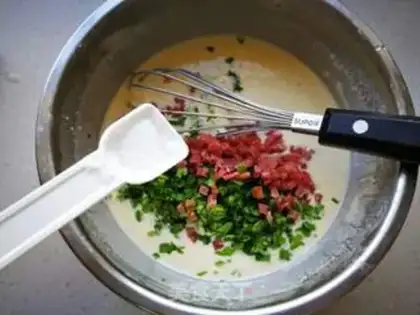 Make Celery egg omelet step 4