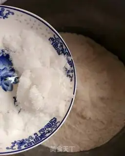Make A piece of rice cake step 6