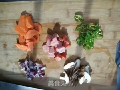 Make Noodle pizza step 1