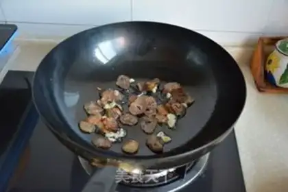 Make Sausage and bean fried eggs step 4