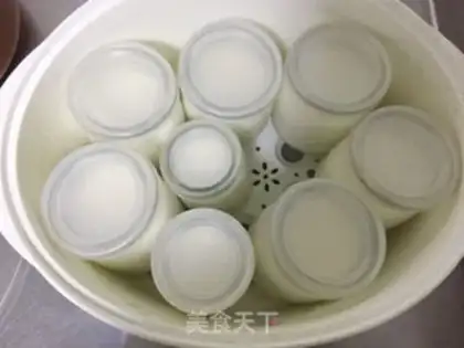 Make Double bacterium yogurt fruit cup step 6