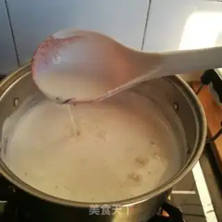 Make Homemade milk tea step 2