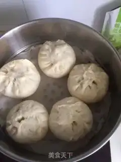 Make The cabbage radish pork bun step 2