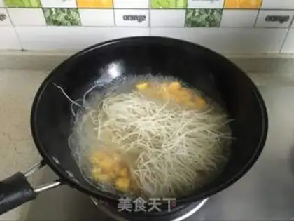 Make The melon shrimp sauce and soup step 4