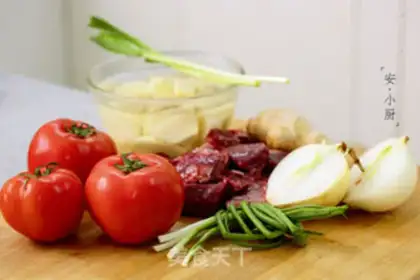Make Tomato potato stew step 0