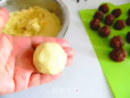 Make Yellow noodles step 4