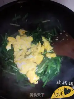 Make Scrambled eggs step 4