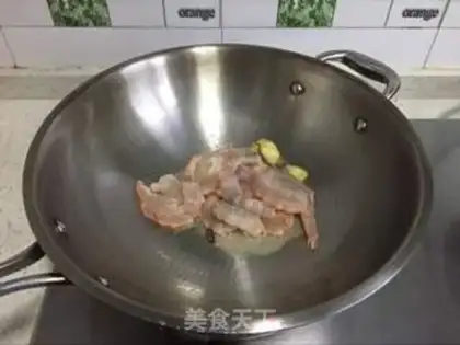 Make Shrimp noodles step 1