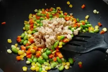 Make Chicken and alligator step 5