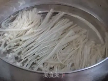 Make Plumbing needle mushrooms step 1