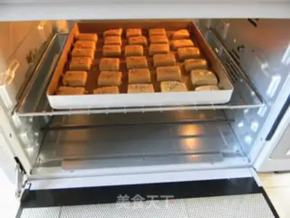 Make Spaghetti fruit step 12