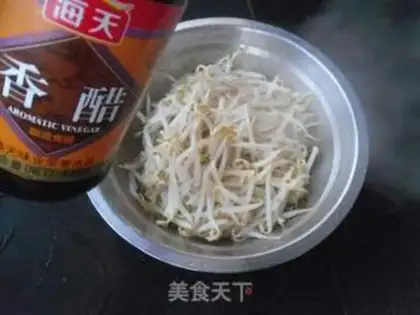 Make "Red oil green bean sprouts." step 6