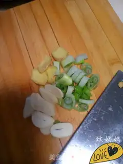 Make Microwave steamed fish dry step 1