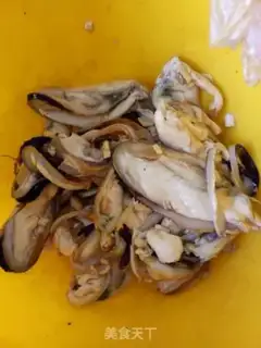Make Garlic fan mussels step 2