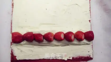 Make Moose cake rolls step 15