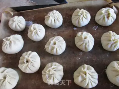 Make A bean-fruit bun step 10