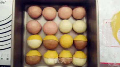 Make ♪ A beehive squeezing bread ♪ step 8