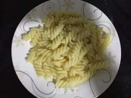 Make Spaghetti step 1