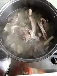 Make Hands on lamb step 3