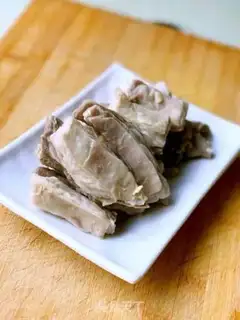 Make Hands on lamb step 4