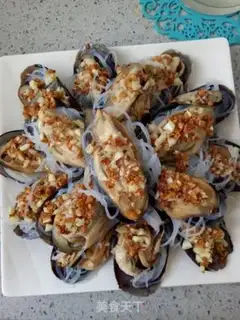 Make Garlic fan mussels step 14