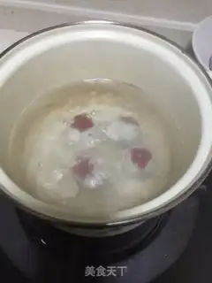 Make Hot noodles, black sesame soup step 15