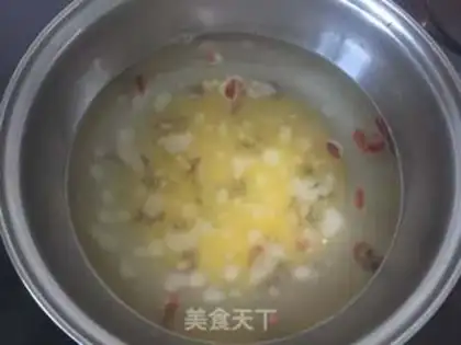 Make A little raisin porridge step 1