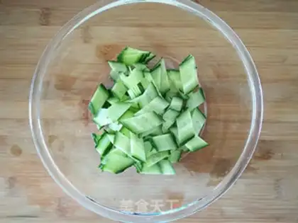Make Cracker cucumber step 0