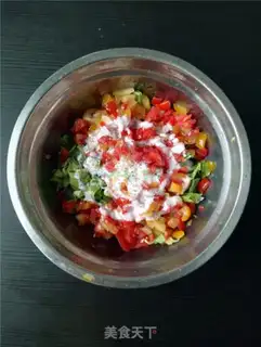 Make A rice cake salad step 4