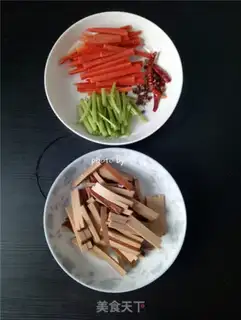 Make Celery eggs step 1
