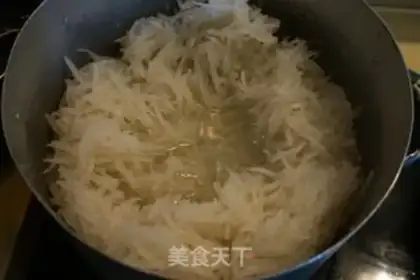 Make A radish pork varnish step 2