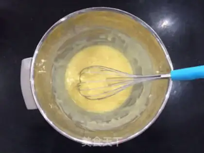 Make Low-fat yogurt cake step 2