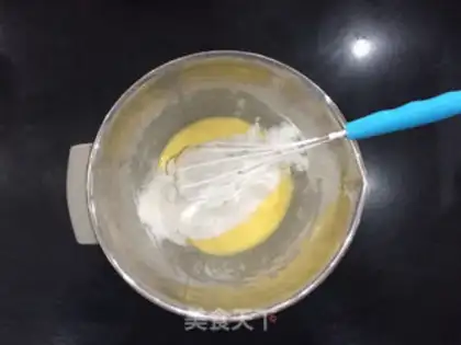Make Low-fat yogurt cake step 3