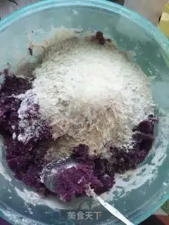 Make Fancy buns step 4