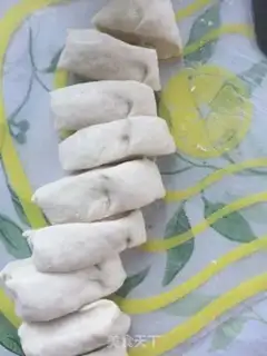 Make Fancy buns step 7
