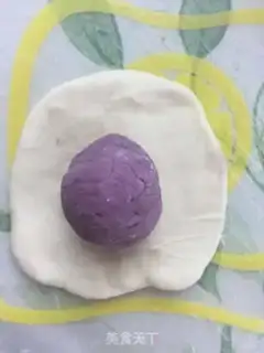 Make Fancy buns step 9