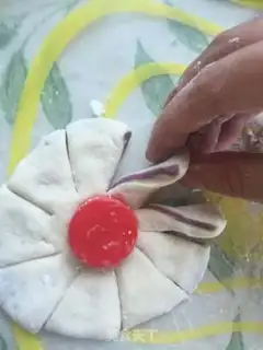 Make Fancy buns step 13