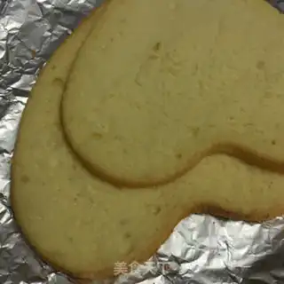 Make Eight-inch heart-shaped orange cake step 0