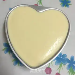 Make Eight-inch heart-shaped orange cake step 10