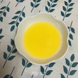 Make Eight-inch heart-shaped orange cake step 11