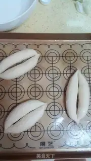 Make Coconut bun step 13